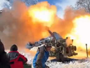 Russen eröffnen Kanonenfeuer auf höchsten Berg Europas