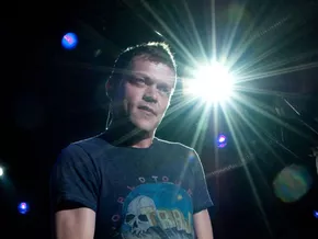 Frontmann von 3 Doors Down Brad Arnold gestorben