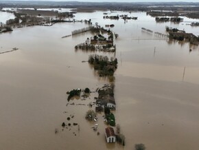 Hochwasser infolge des Sturms “Nils” in Südwestfrankreich