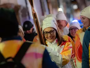 Paralympische Flamme in Bozen: Zeichen der Leidenschaft für den Sport