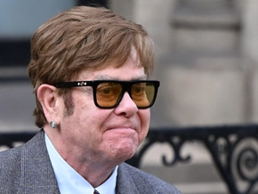 Elton John wirft Boulevardmedien "abscheuliche" Methoden vor