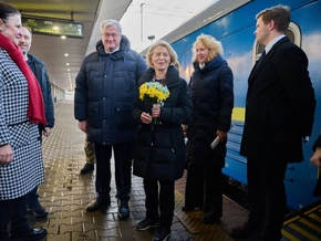 EU sichert Ukraine weitere Unterstützung zu