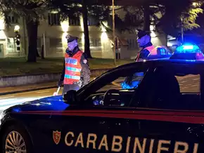 Nach vereiteltem Ladendiebstahl wird der Täter aggressiv