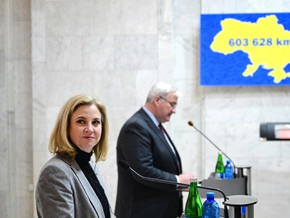 Meinl-Reisinger schlägt Ukraine graduellen EU-Beitritt vor