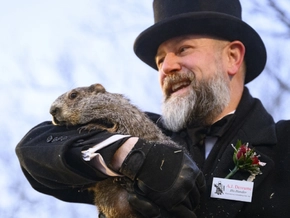 Murmeltier Phil sagt USA sechs weitere kalte Wochen voraus