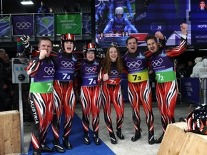 Österreichs Team-Staffel rodelt hinter Deutschland zu Silber