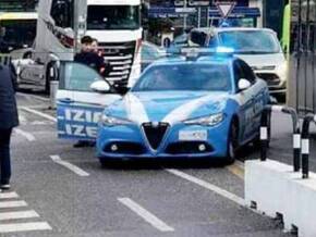 Stock-Attacke mitten im Berufsverkehr