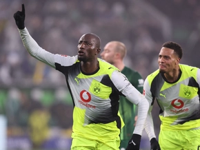 Dortmund bleibt Bayern mit 2:1 in Wolfsburg auf den Fersen