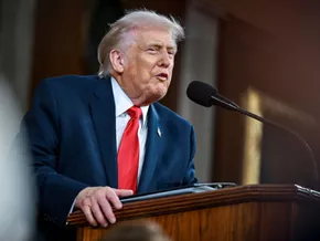 Trump kontert Kriegs- und Wirtschaftssorgen mit Eigenlob