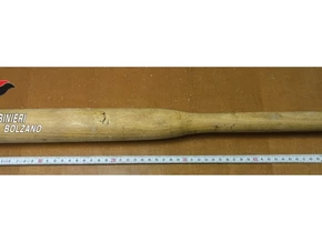 Mit dem Baseballschläger im Kofferraum unterwegs