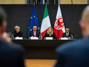 Wirtschaftsplattform 2030: Unterstaatssekretärin informiert sich