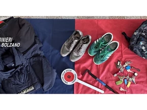 Serieneinbrecher erbeutet 14.000 Euro