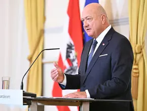 Stocker betont Neutralität - Energieversorgung gesichert