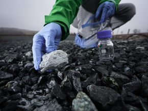 Asbest im Burgenland: Greenpeace nahm Staubproben