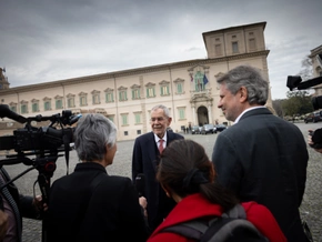 Van der Bellen zu Gespräch mit Papst im Vatikan eingetroffen