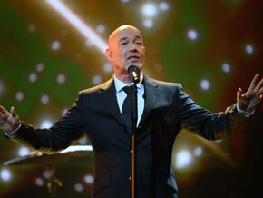 Unter anderen Bedingungen: Der Graf ist mit Unheilig zurück