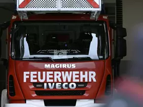 79-Jähriger gestand Brandstiftung in Tiroler Holzlagerstätte