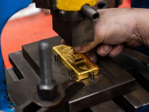 Spekulation auf höhere Zinsen lässt Goldpreis einbrechen