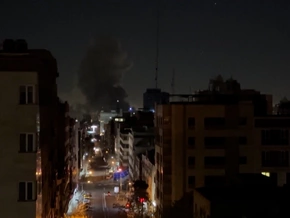 Israel greift nach Hisbollah-Angriff Libanon und Iran an - VIDEO