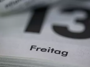 Leicht höhere Gefahr für Verkehrsunfälle am Freitag, dem 13.