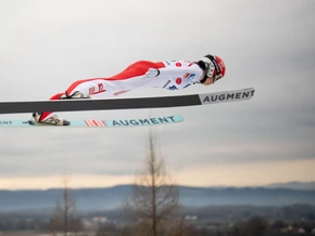 Eder segelt in Hinzenbach zu zweitem Skisprung-Weltcupsieg