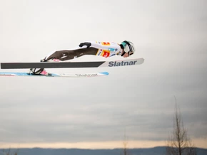 Nika Prevc stellt Rekord mit 16. Weltcup-Saisonsieg auf