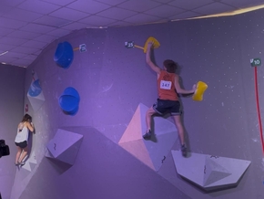 Italiencup Boulder in Prato: Matilda Liú Moar in Topform