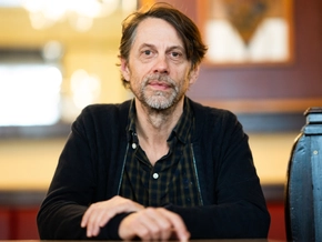 donaufestival: Gesten gegen "apokalyptisches Grundrauschen"