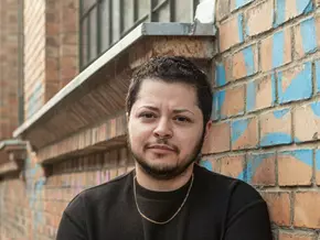 Kabarettist Der Kuseng erwartet im Iran keine rasche Lösung