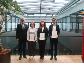 Auszeichnung für drei Abschlussarbeiten zur Südtiroler Wirtschaft