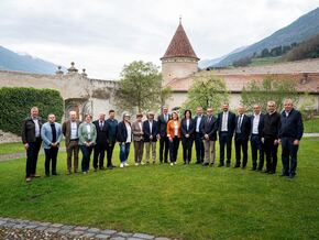 Viel Bewegung im Vinschgau: Landesregierung in den Bezirken