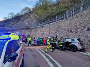 Schwerer Verkehrsunfall bei der Autobahneinfahrt Bozen Nord
