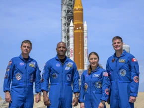 Countdown läuft: Bemannte Mondmission vor dem Start