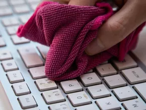 Dreck-Alarm auf Tastaturen: Überhaupt einmal geputzt?