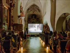 Mehr als 20 Lichtinstallationen und Performances bei Water Light Festival in Brixen