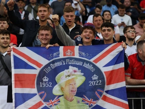 Historikerin soll Biografie von Queen Elizabeth verfassen