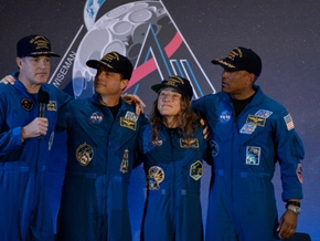 Artemis-2-Astronauten nach Rückkehr auf Erde gefeiert