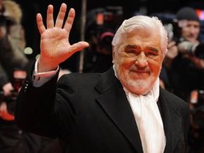 Mario Adorf wird in Saint-Tropez beigesetzt