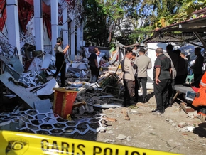 Eine Tote bei schwerem Erdbeben vor Indonesien