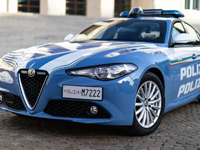 Polizei stellt Garagen-Einbrecher auf frischer Tat