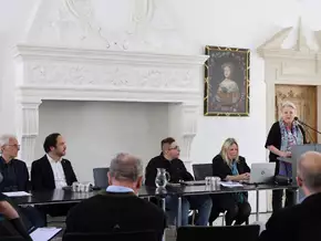 "Wir haben den Auftrag, Erinnerung nicht verloren gehen zu lassen"