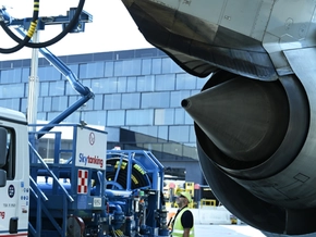 EU plant Maßnahmen gegen drohenden Kerosinmangel