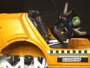 Schwerwiegende Sicherheitsmängel bei mehreren Kindersitzmodellen