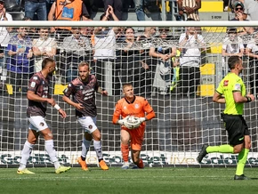 FCS kassiert historische Watschn