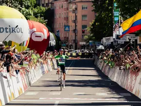 Pellizzari holt sich alles: Gesamtsieg und Solo-Sieg in Bozen