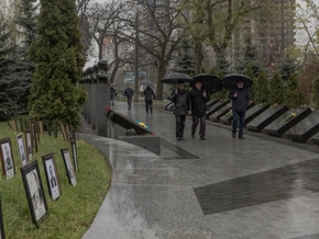 Selenskyj fordert Ende von Moskaus “nuklearem Terrorismus”