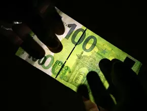 Anti-Geldwäschebericht sieht Fortschritte in Österreich