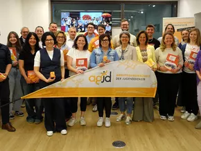 Junge Menschen stärken in unsicheren Zeiten