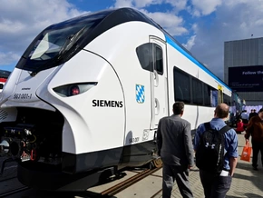 Siemens stärkt Bahntechnik mit Milliardendeal