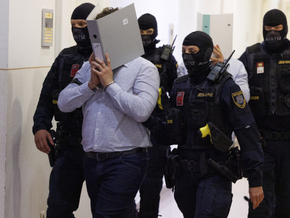 Beran A. und Arda K. bleiben vorerst in JA Wiener Neustadt